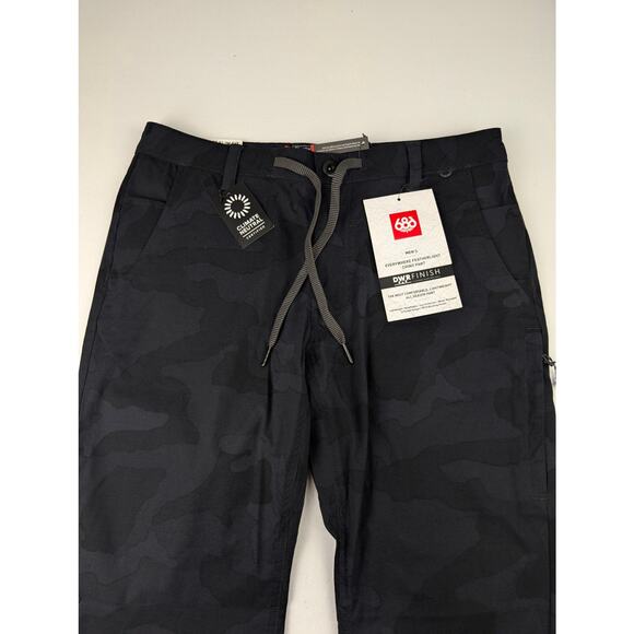 686 Men's 30 x 30 Featherlight Everywhere Chino Pants Black Camo - Picture 3 of 10